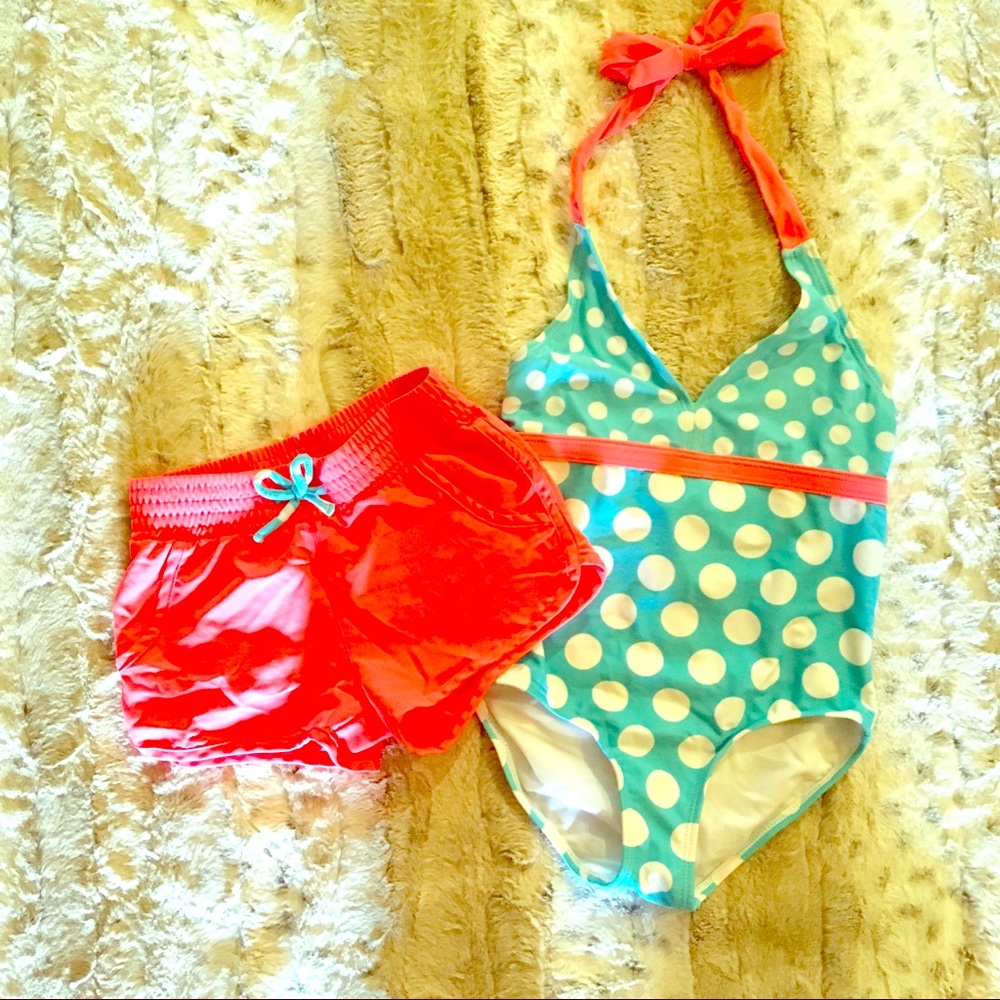 Girl’s retro one-piece